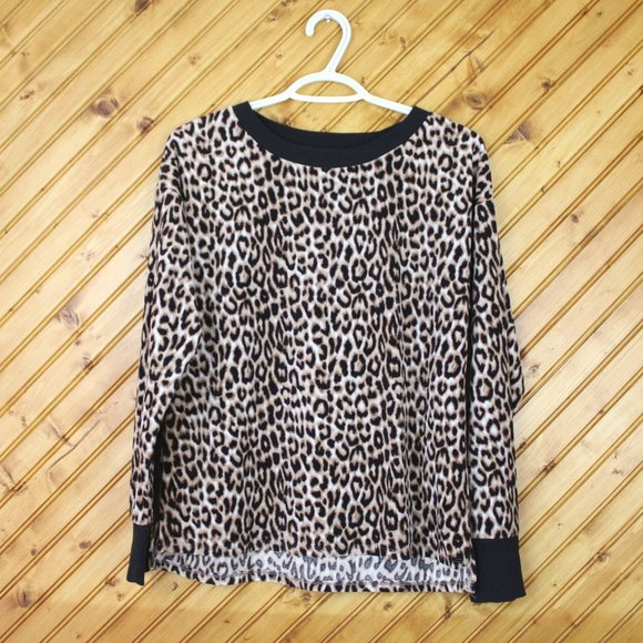 Betsey Johnson Leopard Print Top Long Sleeve Crew Neck Small Sweatshirt CA145 - Picture 2 of 6